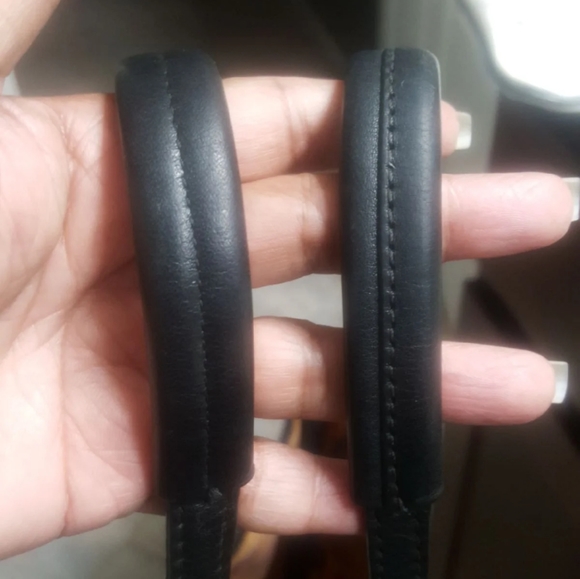 SOLD NOT AVAILABLE Authentic MCM Tote and pouch - Picture 9 of 16